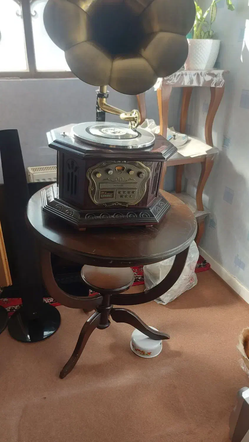 گرامافون.اتوپرس.|ساعت دیواری و تزئینی|زنجان, |دیوار