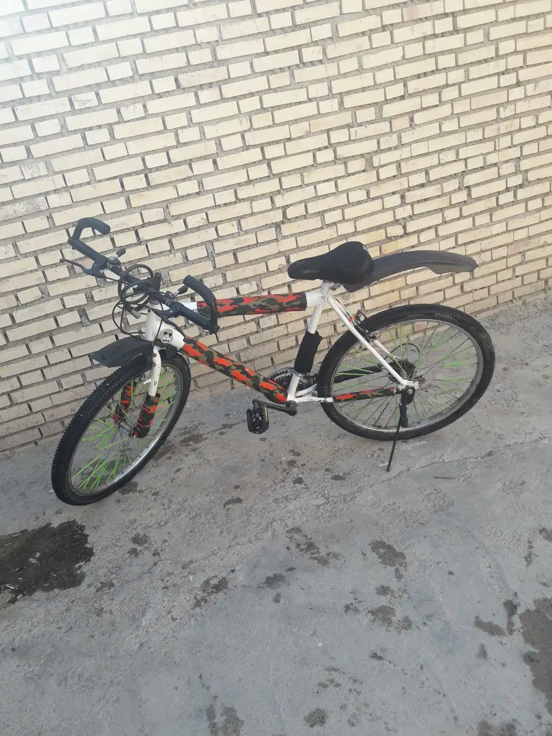 دوچرخه ۲۶ در حد نو بدون پوسیدگی همه وسایلشان نو|دوچرخه، اسکیت، اسکوتر|خمین, |دیوار