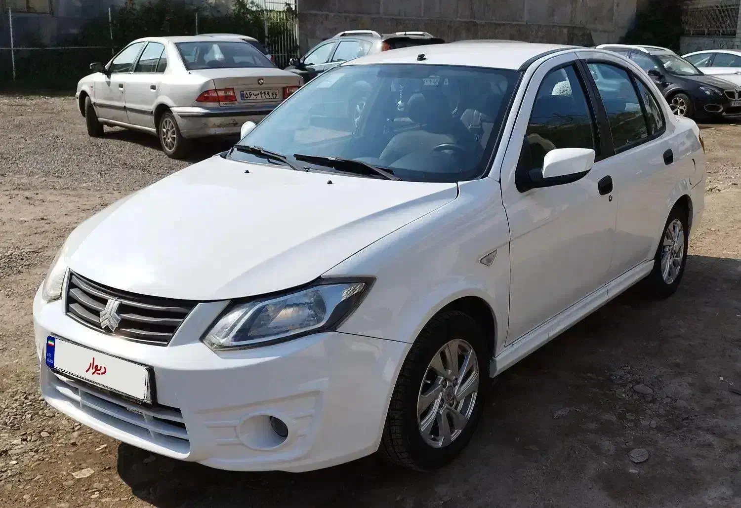 ساینا مدل ۹۶|خودرو سواری و وانت|رشت, گلسار|دیوار