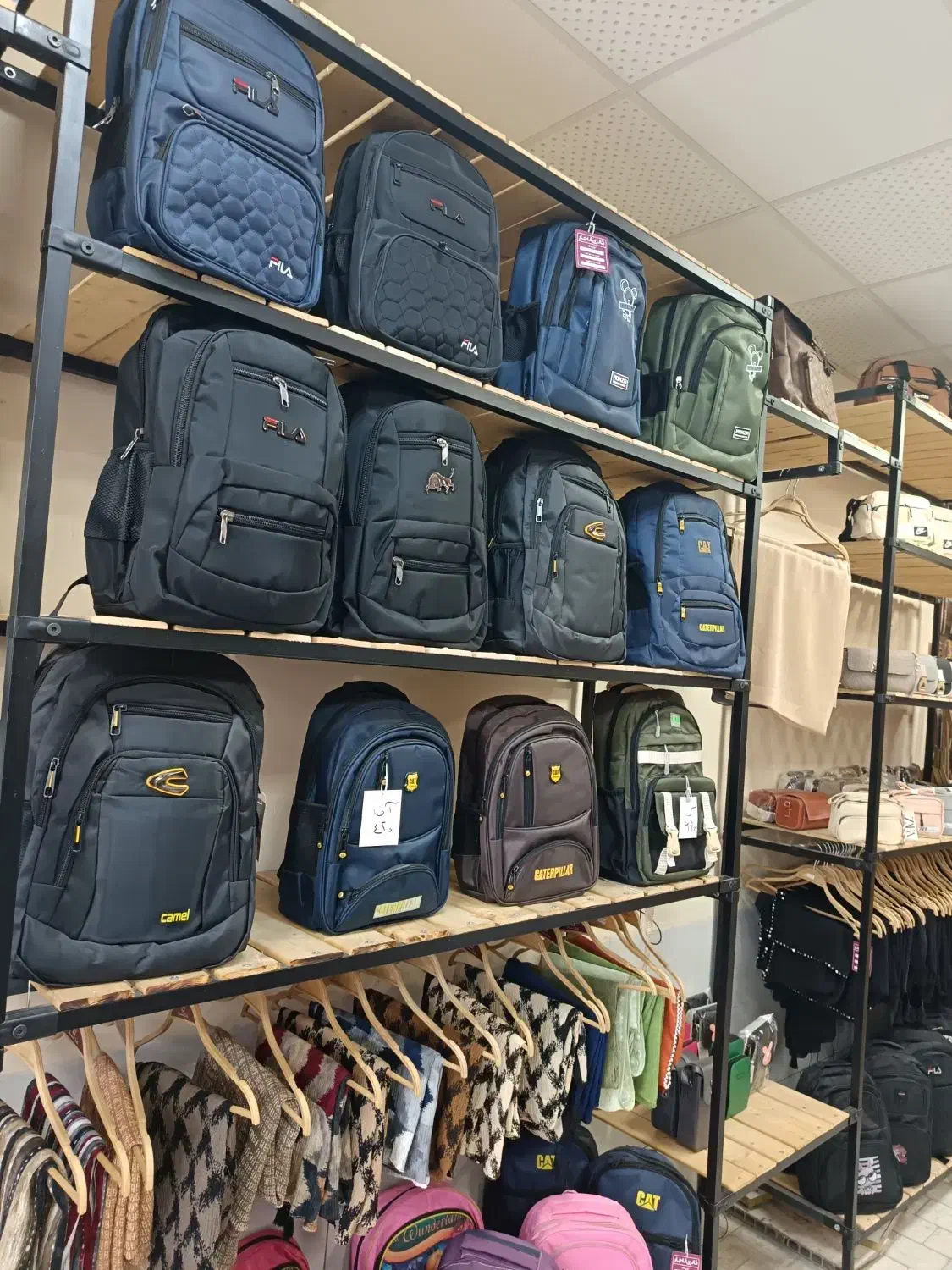 مغازه فروشی مفت مفت|فروشگاه و مغازه|بیرجند, |دیوار