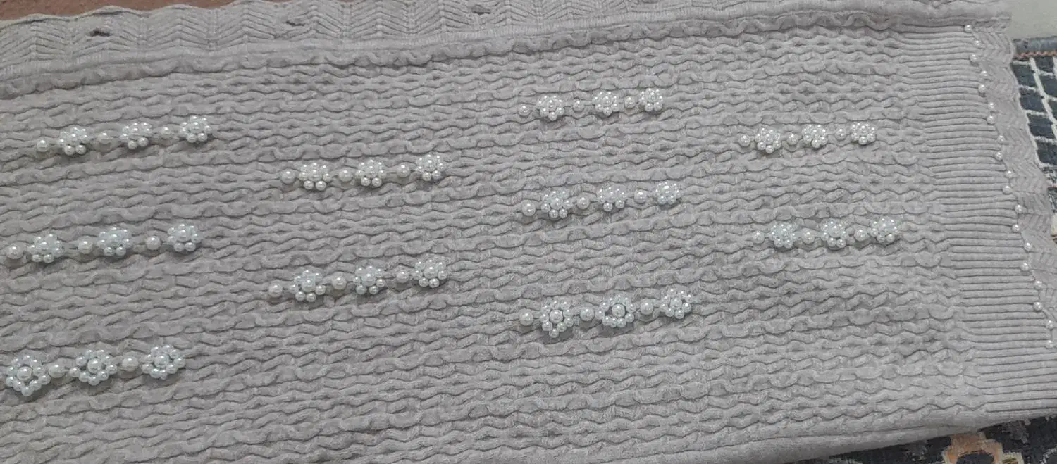 بلوز گپ کاردست خیلی زیبا برا خانمهای سخت پسند|لباس|قم, شهر قائم|دیوار