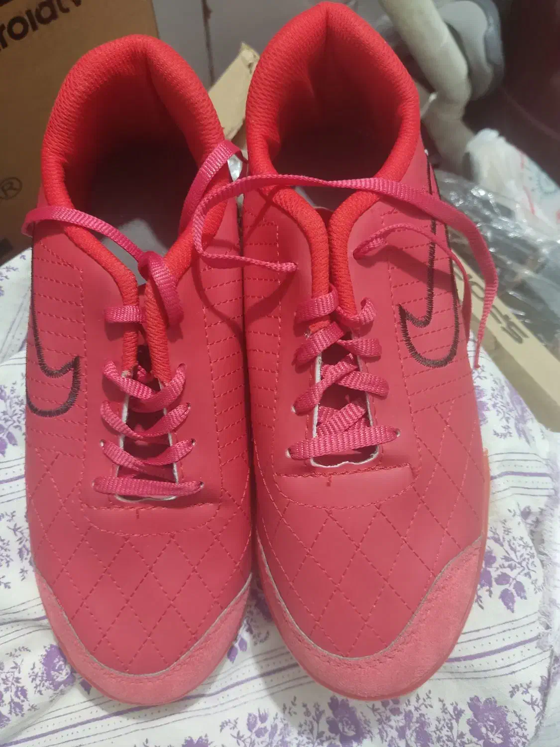 کتونی سالنی|کیف، کفش، کمربند|کرمان, |دیوار