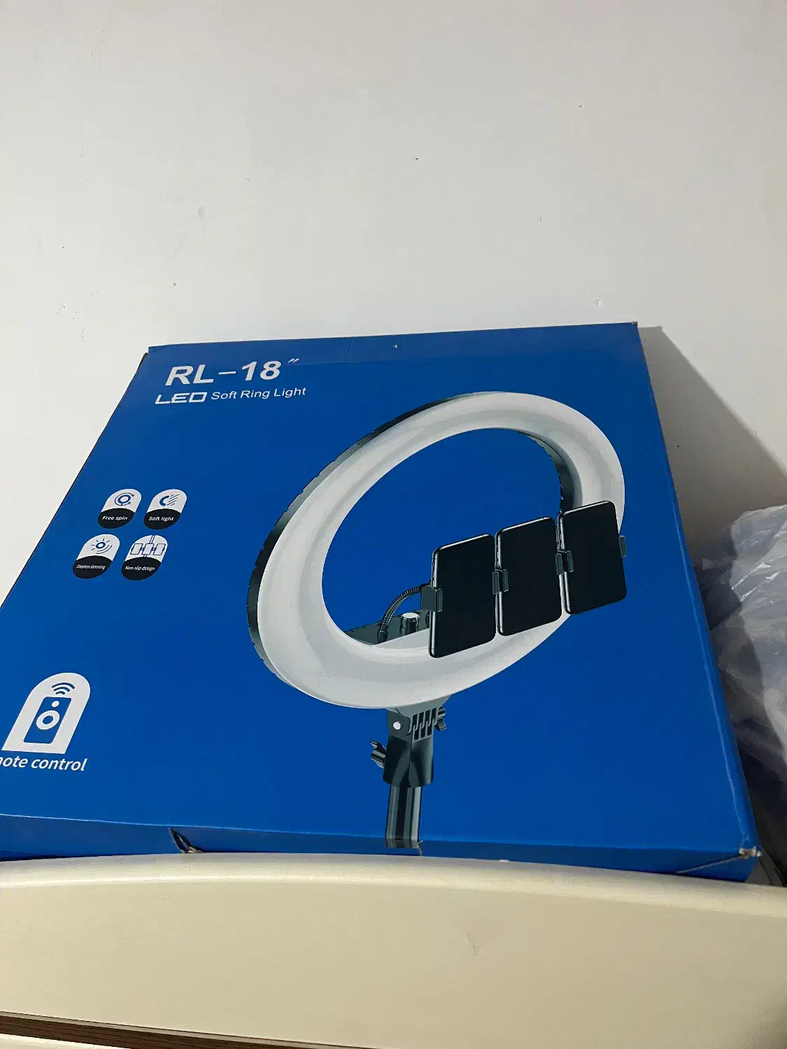 رینگ لایت ۱۸اینچ با پایه|لامپ و چراغ|گرگان, |دیوار