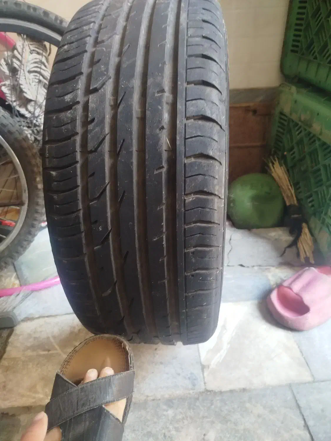 لاستیک دنا|قطعات یدکی و لوازم جانبی|ساوه, |دیوار