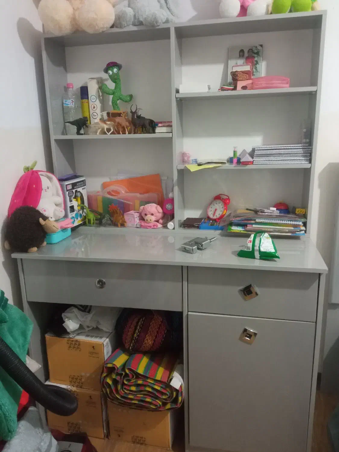 سرویس خواب|تخت و سرویس خواب|پرند, فاز ۴|دیوار