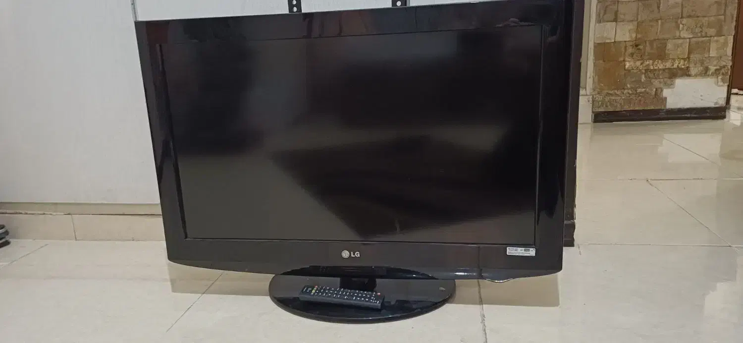 تلویزیون Lcd۳۲ اینچ ال جی|تلویزیون و پروژکتور|مشکین‌دشت, |دیوار