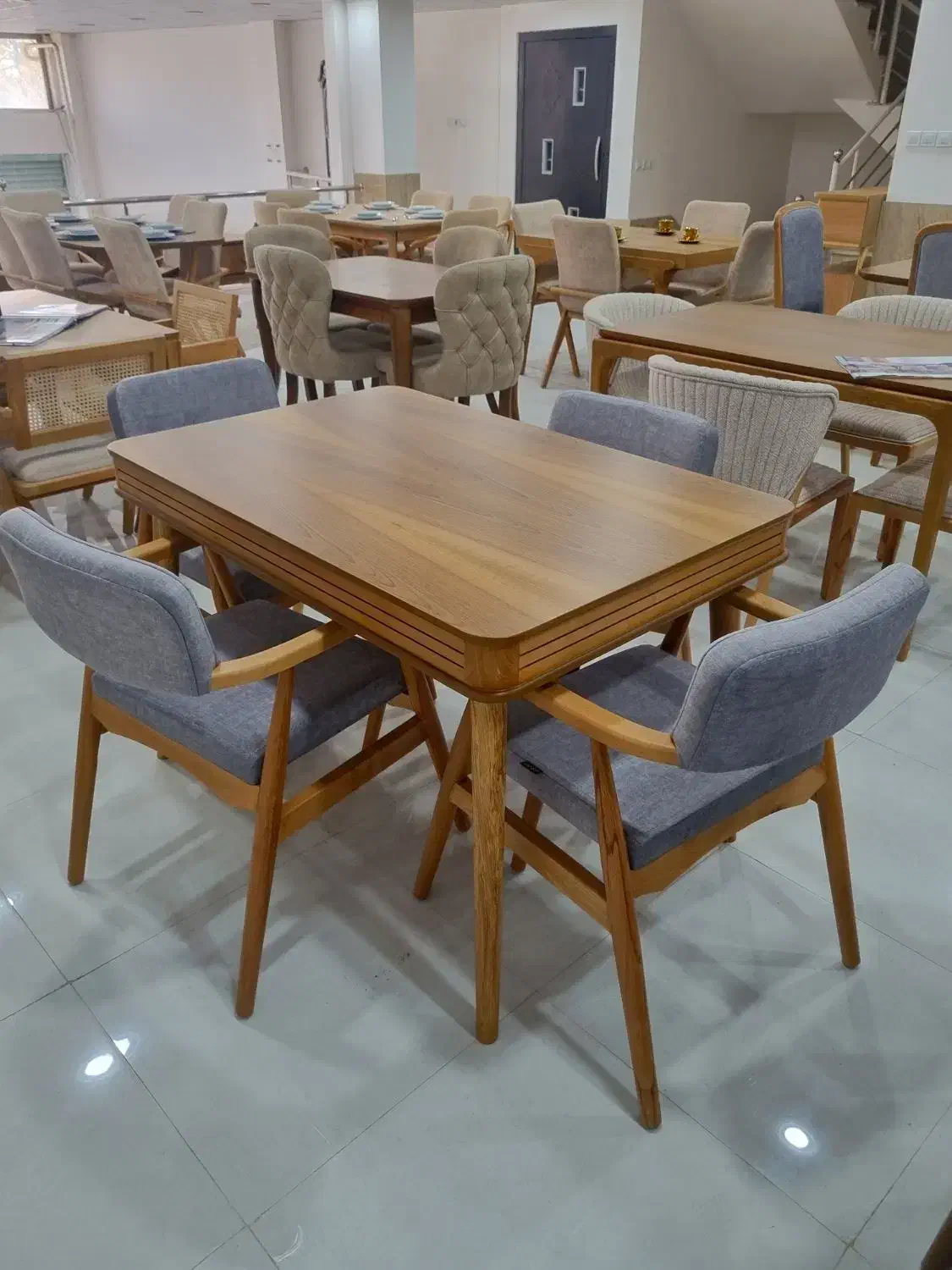 غداخوری مدل کوین|میز و صندلی غذاخوری|مهاباد (آذربایجان غربی), |دیوار