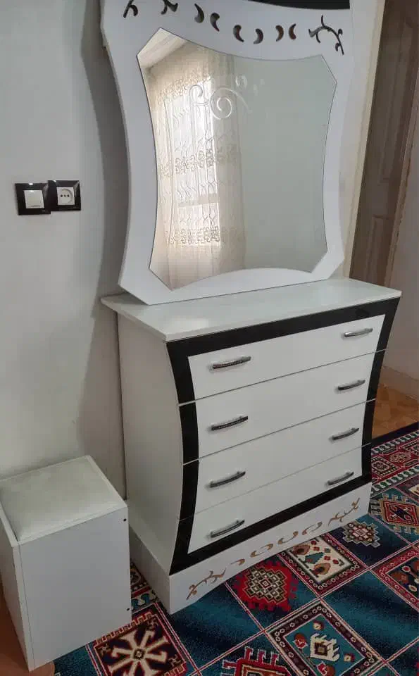 تخت سرویس خواب|تخت و سرویس خواب|تویسرکان, |دیوار