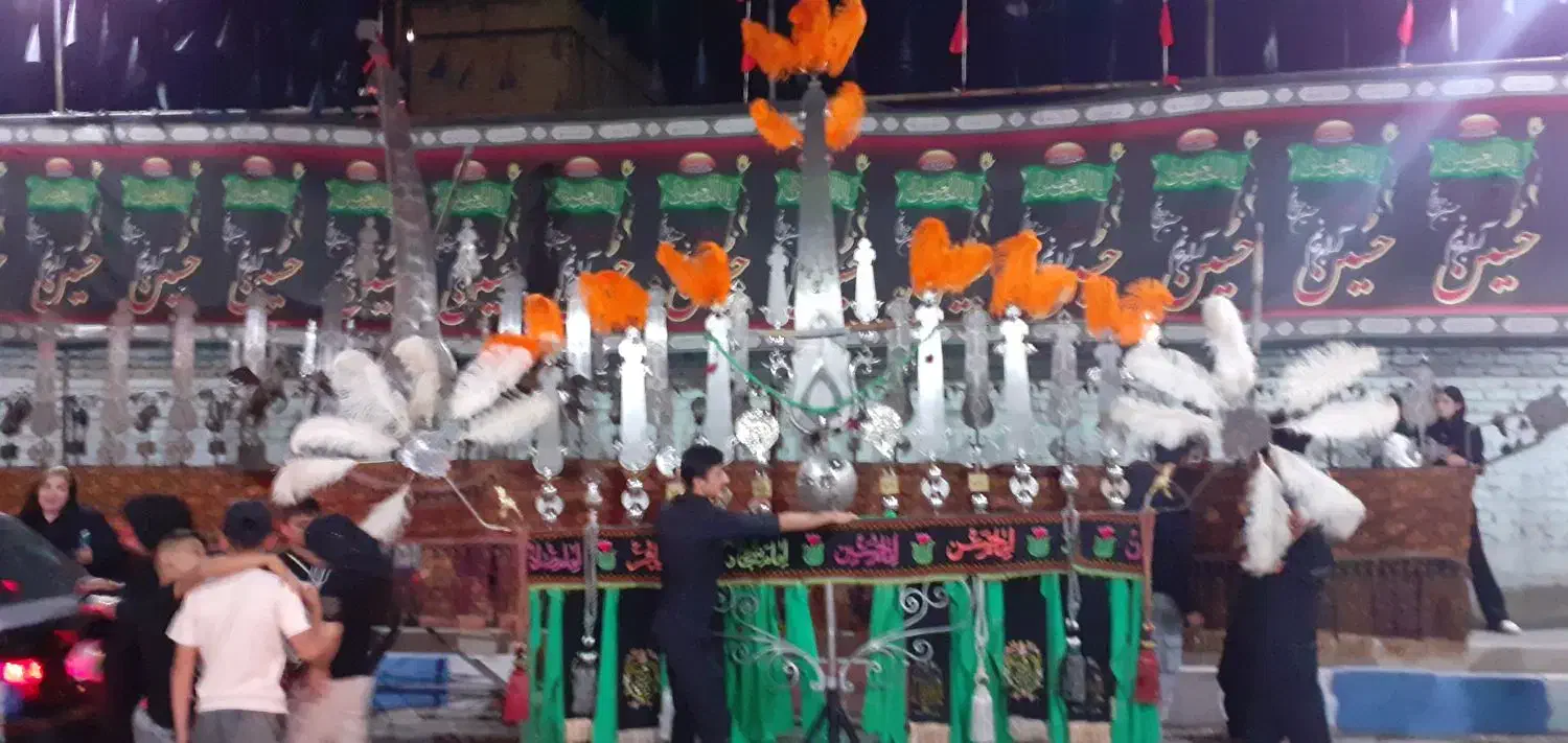 علامت برنجی .علامت کهنه.علامت دور برنجی.علامت|صنایع دستی و سایر لوازم تزئینی|کرج, پیشاهنگی|دیوار