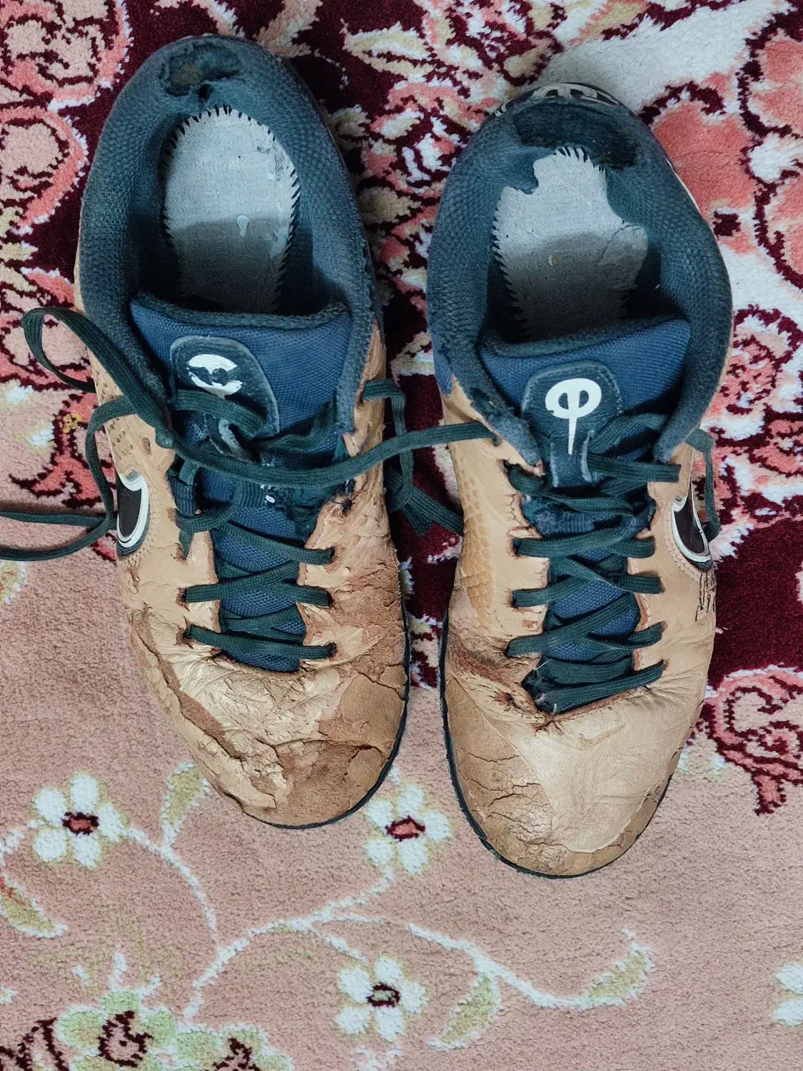 کفش سالن ، فوتسال|کیف، کفش، کمربند|مشهد, کارگران|دیوار