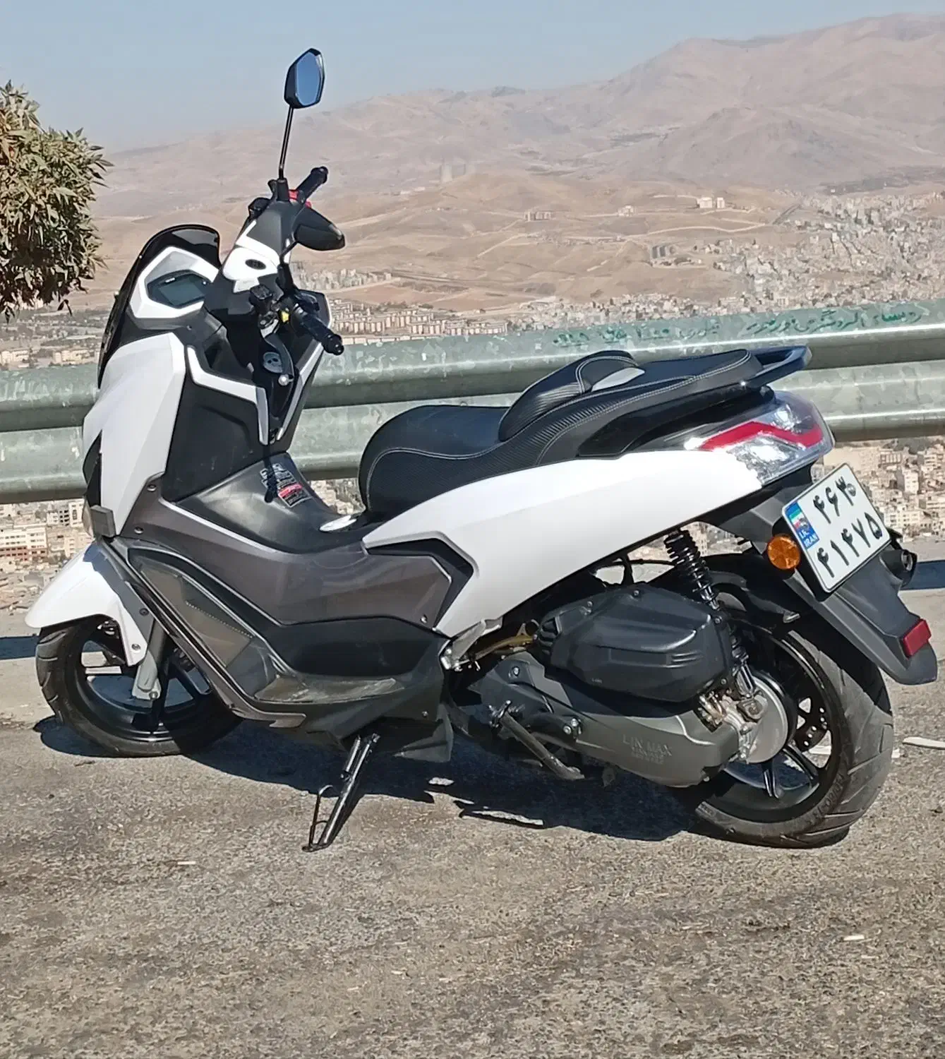 لین مکس در حد خشک|موتورسیکلت|سنندج, |دیوار