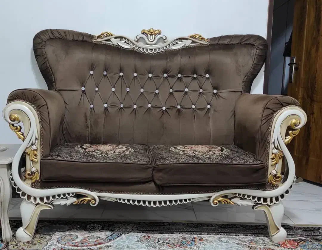 مبل های سلطنتی مبلغ چهل میلیون|مبلمان خانگی و میز عسلی|الیگودرز, |دیوار