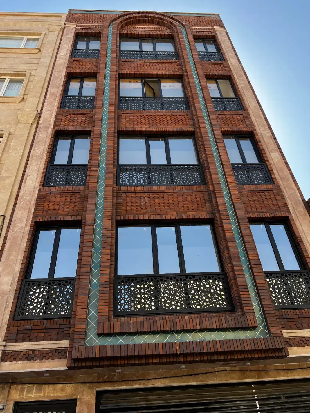 تک واحدی /۱۵۲متری/کلید نخورده /۳خواب|فروش آپارتمان|قم, باغ کرباسی|دیوار