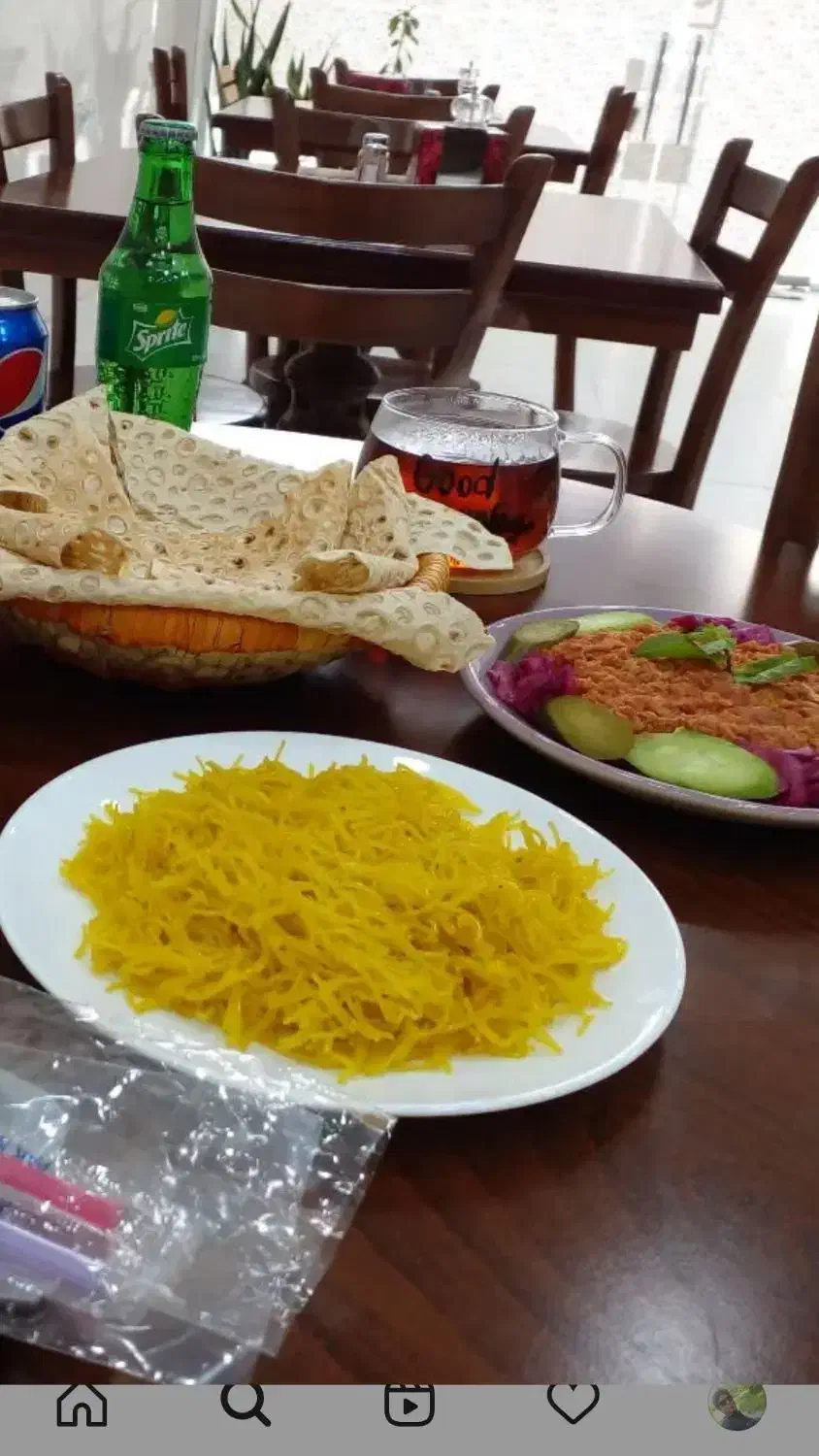 استخدام پیک موتور صبحانه خوری|استخدام خدمات فروشگاه و رستوران|میناب, |دیوار