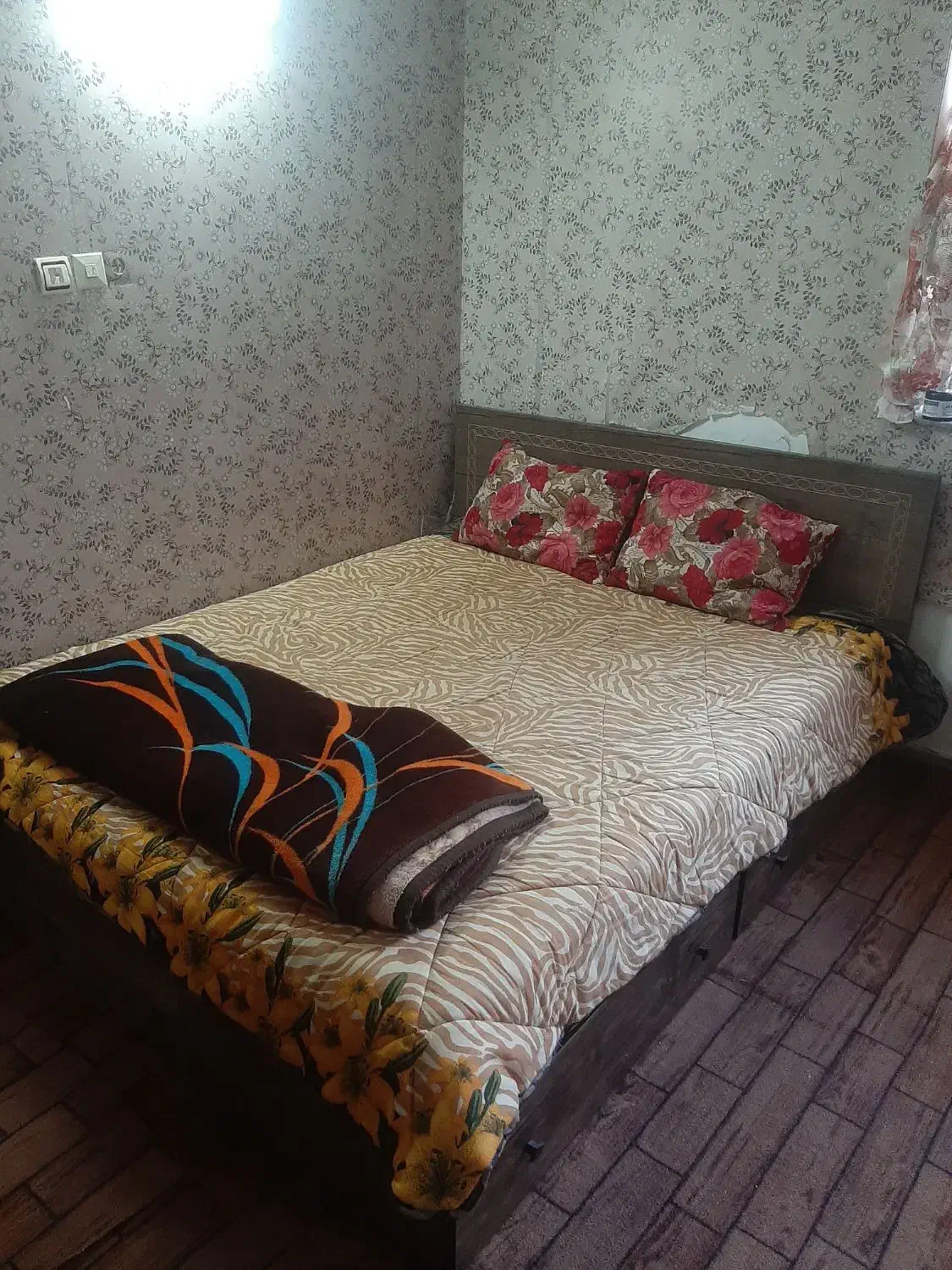 فروش تخت ۲ نفره با تشک|تخت و سرویس خواب|رودسر, |دیوار