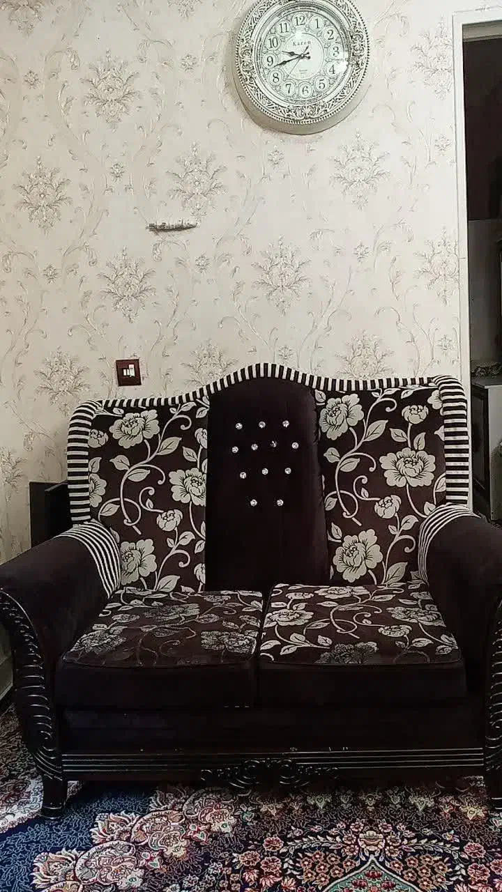 ۲۵۰۰۰۰۰|مبلمان خانگی و میز عسلی|تهران, تختی|دیوار