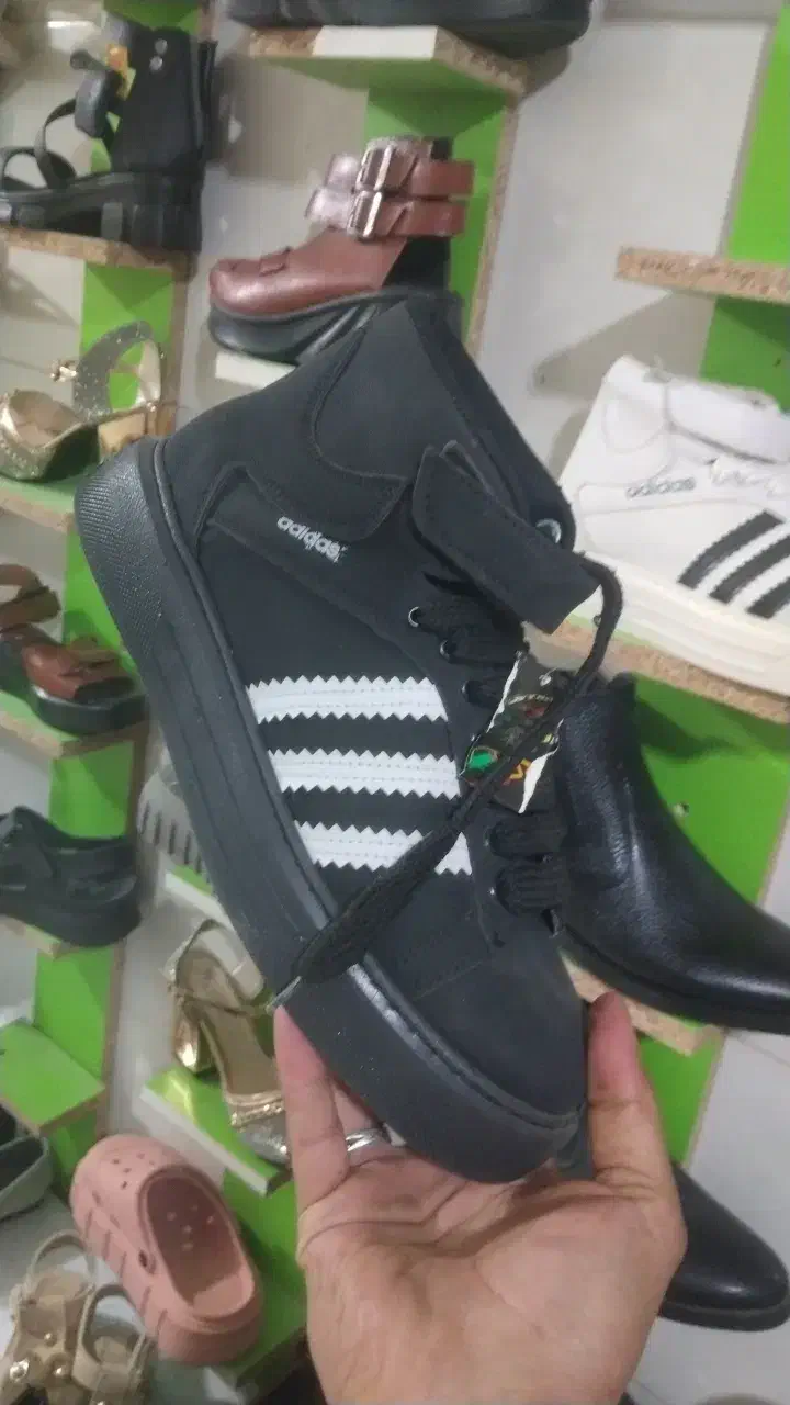 بعلت تغییر زیرقیمت فاکتور|کیف، کفش، کمربند|چناران, |دیوار