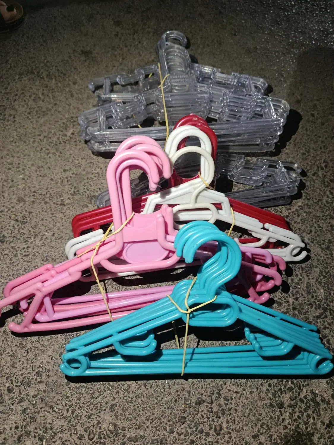 آویز لباس بچگانه|اسباب و اثاث بچه|ارومیه, |دیوار