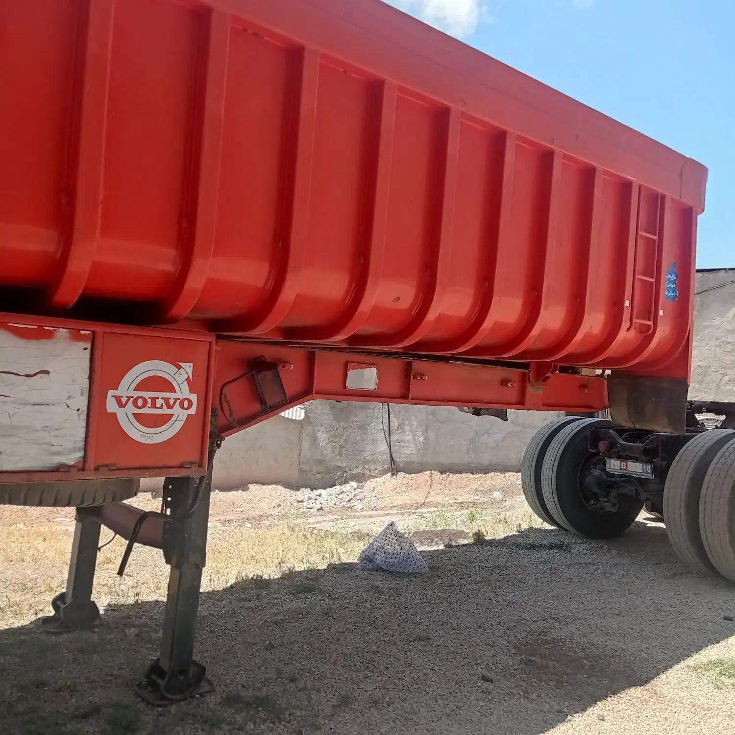 تریلی  کمپرسی اچ ۱۶ تن|خودرو سنگین|بهار, |دیوار