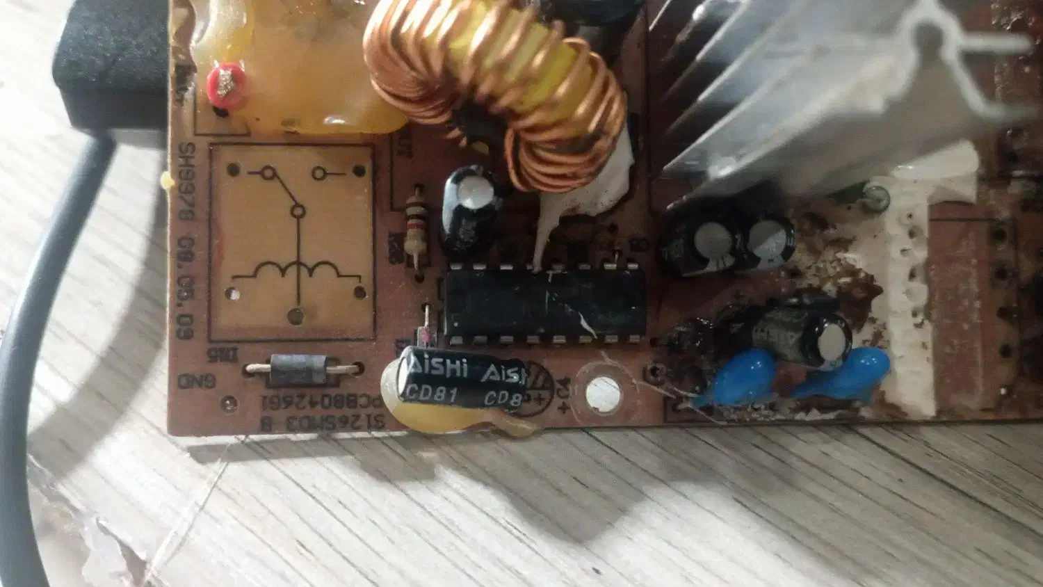 تعمیرات تلویزیون جدید و قدیم|خدمات پیشه و مهارت|برازجان, |دیوار