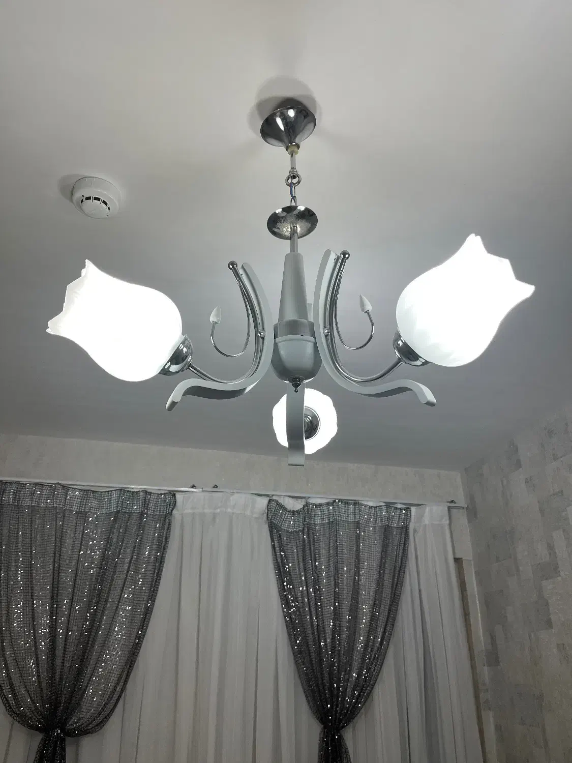 لوستر سه شاخه|لوستر و چراغ آویز|پرند, فاز ۰|دیوار