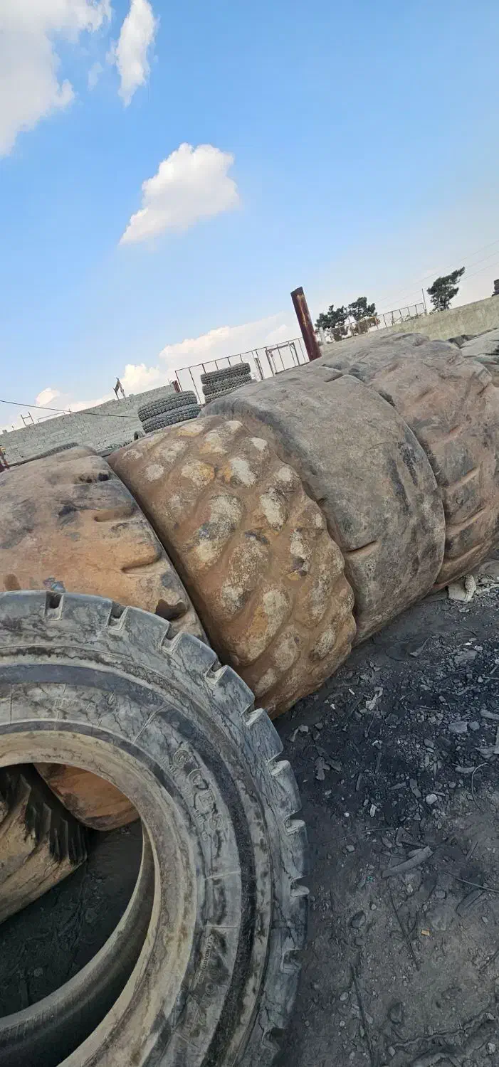 لاستیک استوک لودر|قطعات یدکی و لوازم جانبی|چهاردانگه (تهران), |دیوار