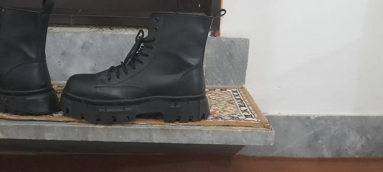 نیم بوت برشکا|کیف، کفش، کمربند|اسلامآباد غرب, |دیوار