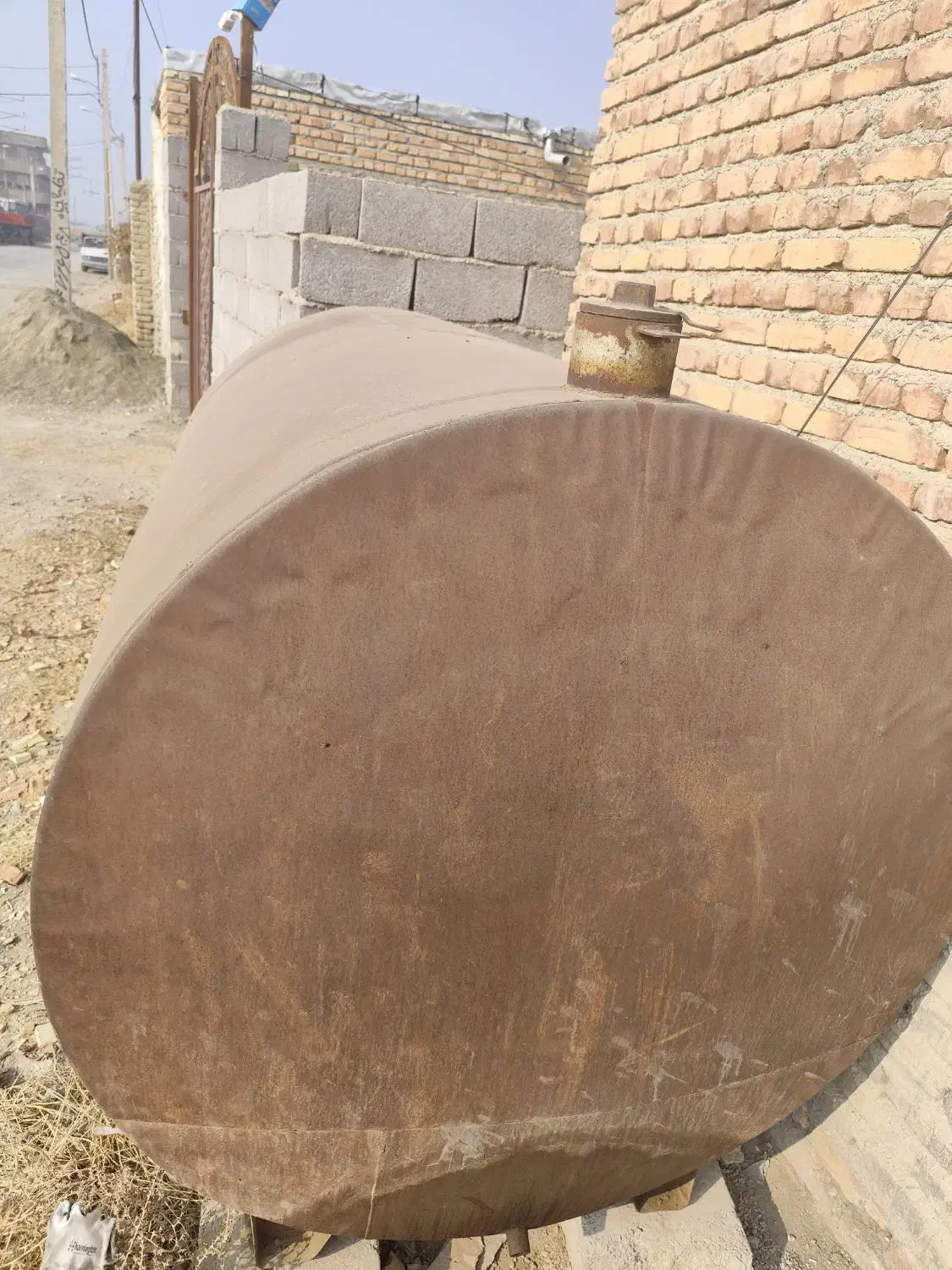تانکر اعلا وذخیم آهنی ۲۰۰۰لیتری|مصالح و تجهیزات ساختمان|ارومیه, |دیوار