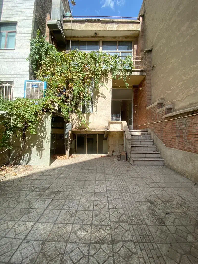 سه طبقه دربست اتباع ،تولیدی ،کار وسکونت|اجارهٔ خانه و ویلا|تهران, منیریه|دیوار