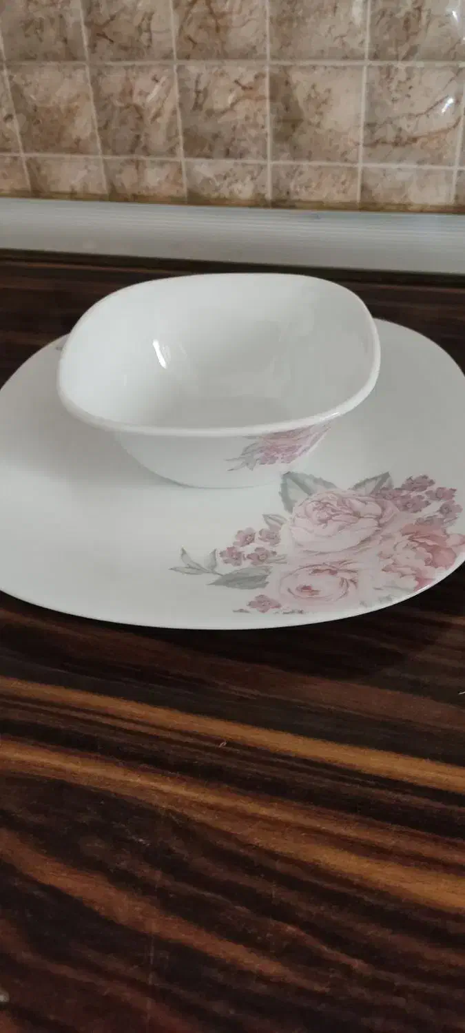 سرویس ۱۸نفره ارکوپال فرانسوی|ظروف سرو و پذیرایی|کرمانشاه, |دیوار