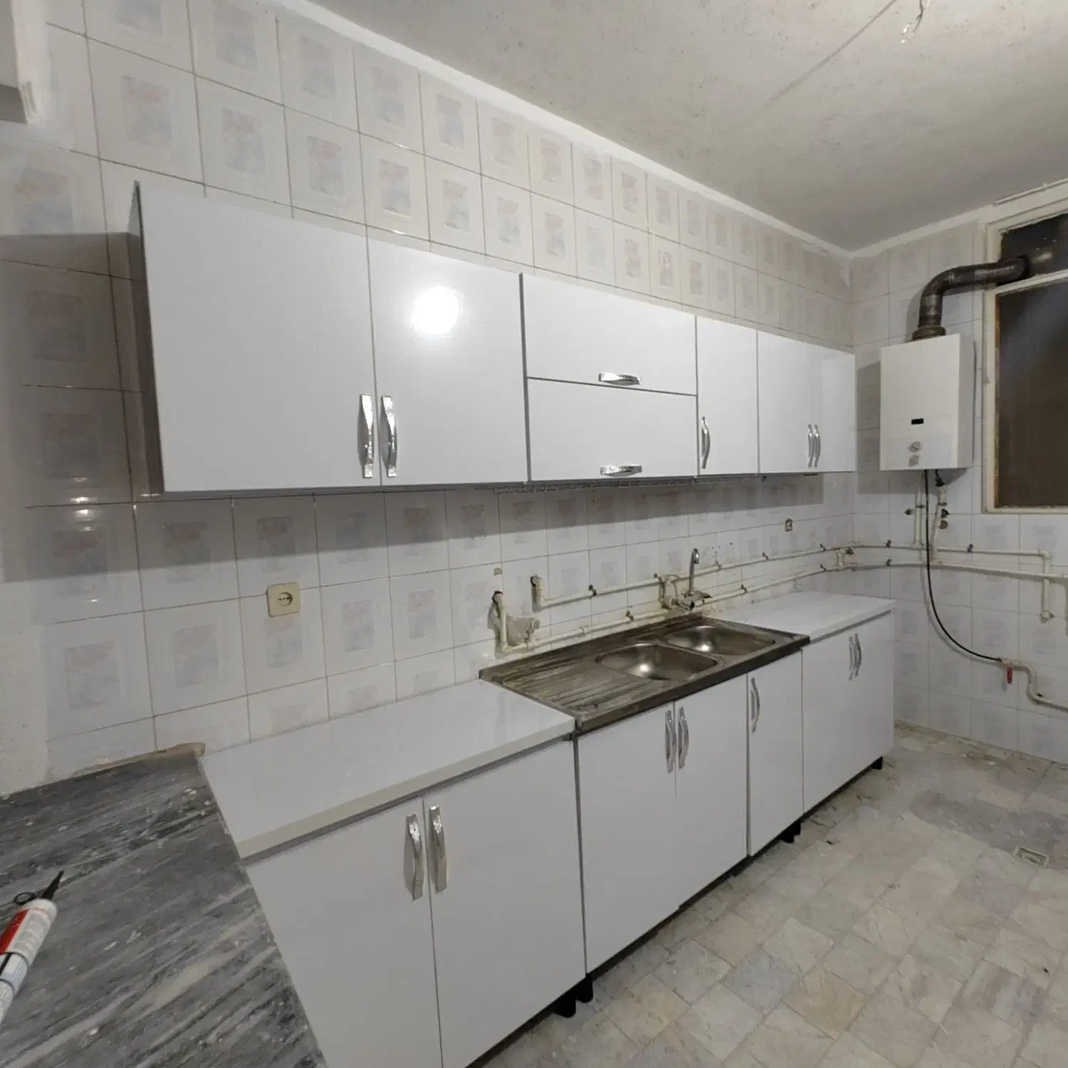 آپارتمان یک‌خواب ۵۵متری طبقه اول بازسازی شده