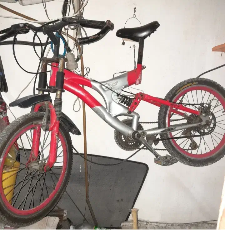 سایز ۲۰ محکم وبا کیفیت|دوچرخه، اسکیت، اسکوتر|رشت, دیانتی|دیوار