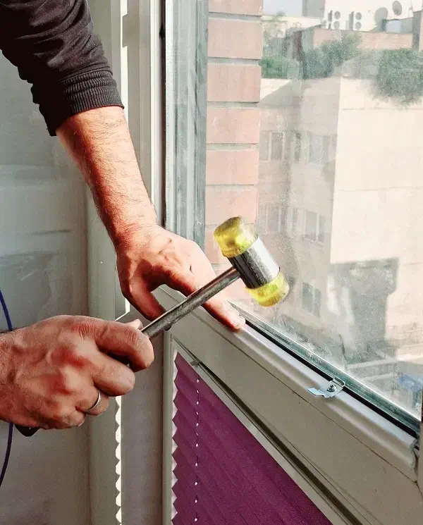 تعمیرات تخصصی درب و پنجره دوجداره|مصالح و تجهیزات ساختمان|ساوه, |دیوار