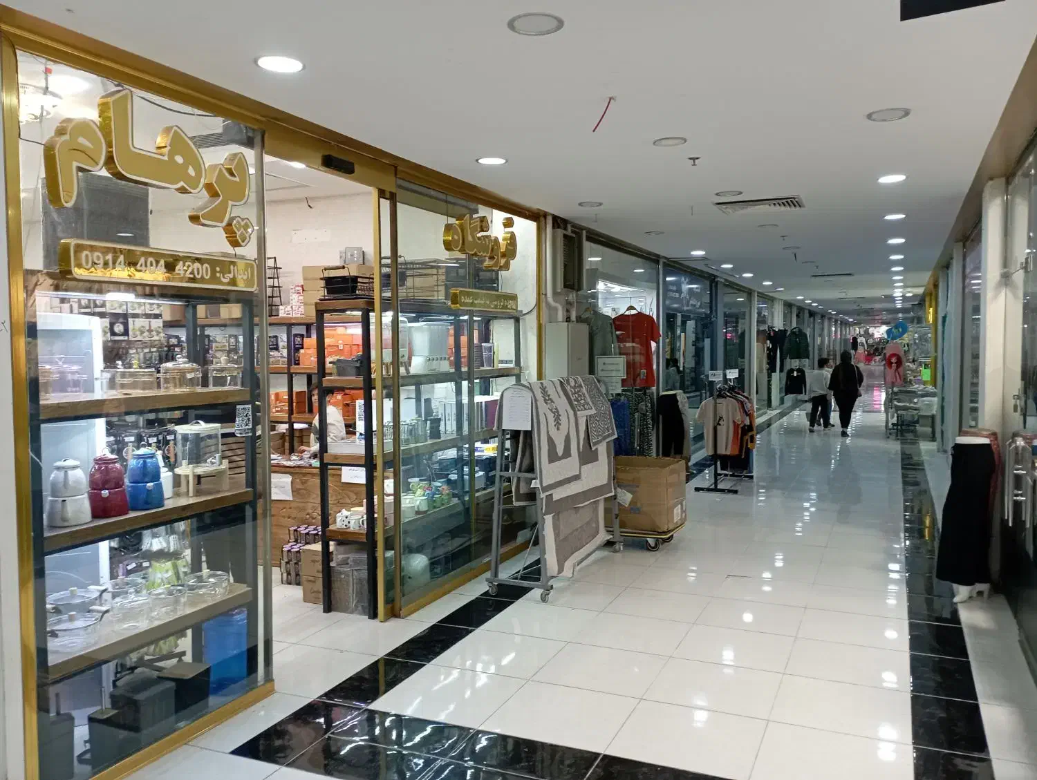 فروش مغازه 20 متری در مجتمع ستارخان ارس|فروش مغازه و غرفه|جلفا, |دیوار