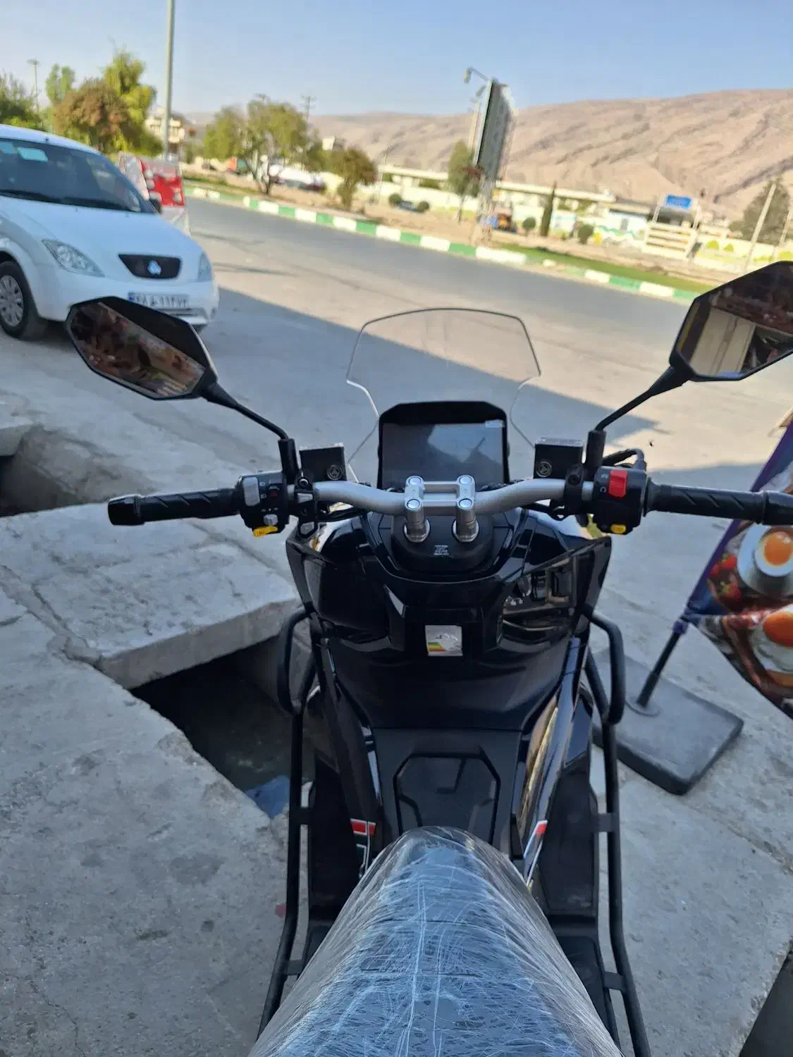 agv xشرکت کویر|موتورسیکلت|فیروزآباد (فارس), |دیوار