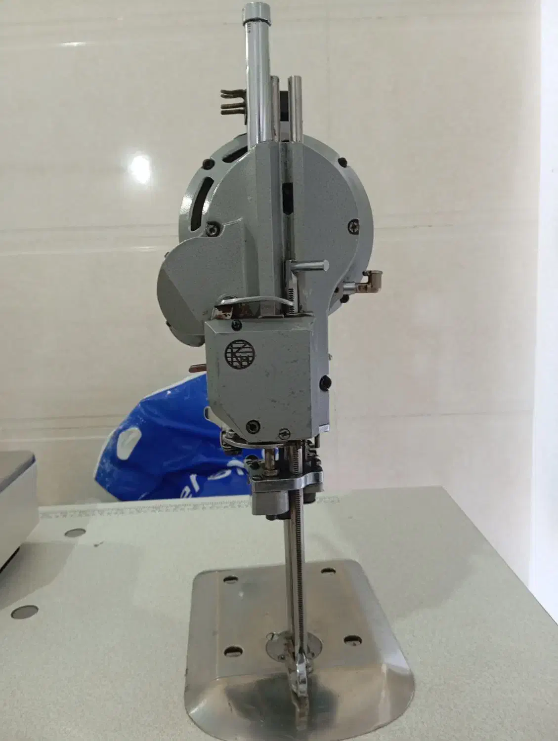 فروش قیچی برقی درحد|لوازم خیاطی و بافتنی|زنجان, |دیوار