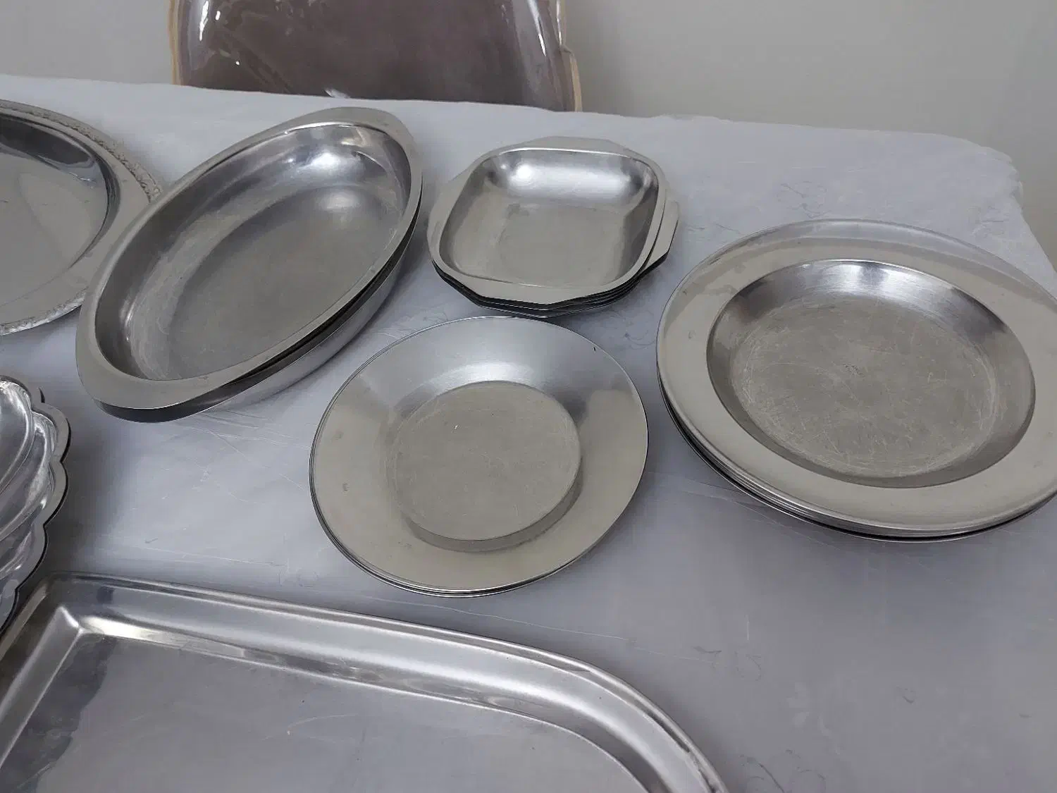 سری استیل|ظروف سرو و پذیرایی|کرج, باغستان|دیوار