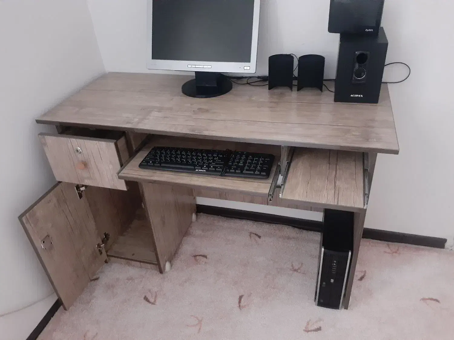 فروش میز تحریر و کامپیوتر|میز تحریر و کامپیوتر|بجنورد, |دیوار