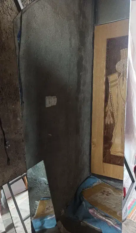 آینه|آینه|بروجن, |دیوار