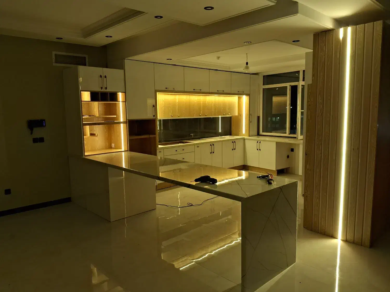 نصب کابینت و کمددیواری و اجرای کارکابینتی|مصالح و تجهیزات ساختمان|شهریار, کهنز|دیوار