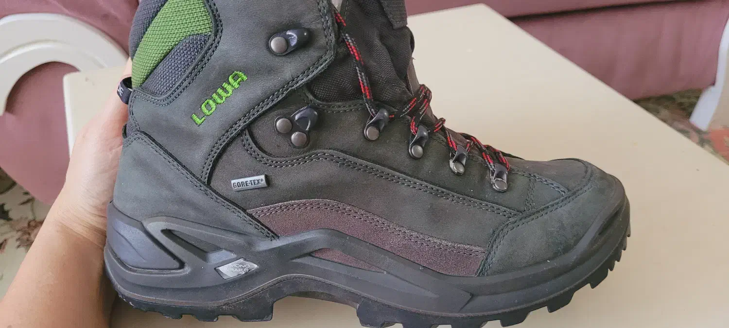 کفش کوهنوردی مارک لوا|کیف، کفش، کمربند|قوچان, |دیوار