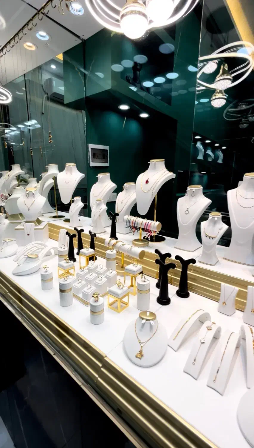 گالری طلای مَـه.پاساژ گلدسنتر کوچه عبدالهی|جواهرات|ایلام, |دیوار