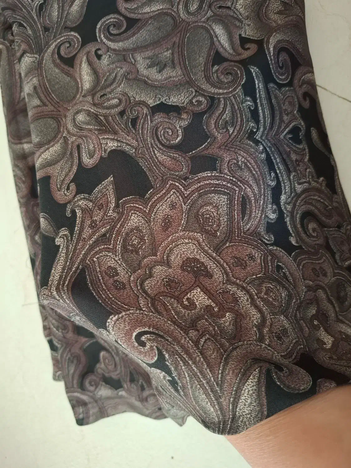 پارچه ی چادری|لباس|زنجان, |دیوار