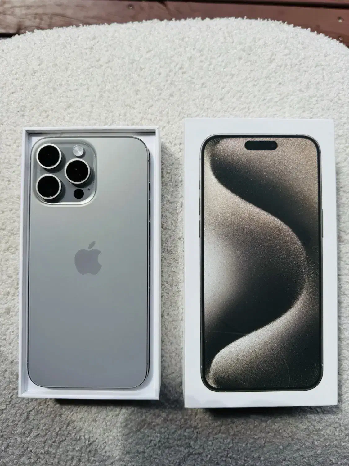 iphone 15 pro max 256 رجیستر|موبایل|مشهد, کوه سنگی|دیوار