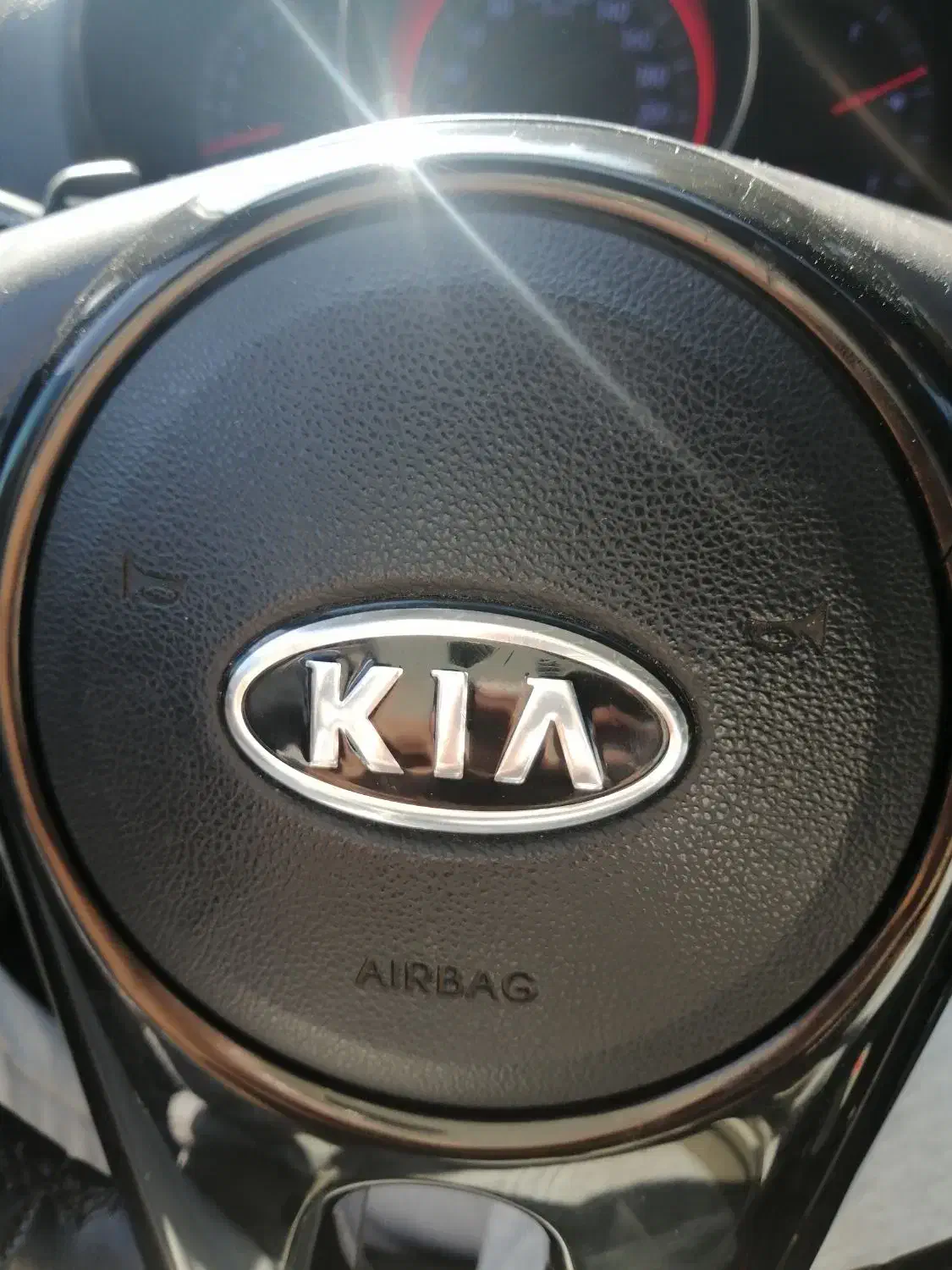 یک ععد ریموت سوئیچ ماشین کیا گمشده|اشیا|اصفهان, نقش جهان|دیوار