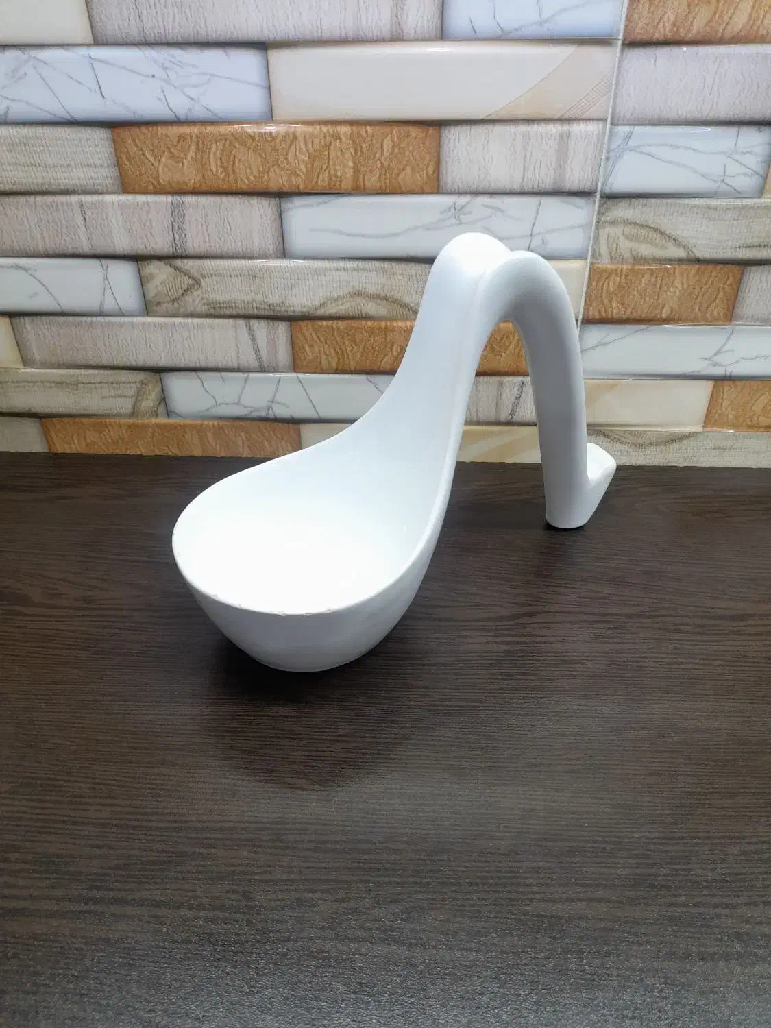 جاقاشقی|آب‌چکان و نظم‌دهنده ظروف|قم, شاه ابراهیم|دیوار