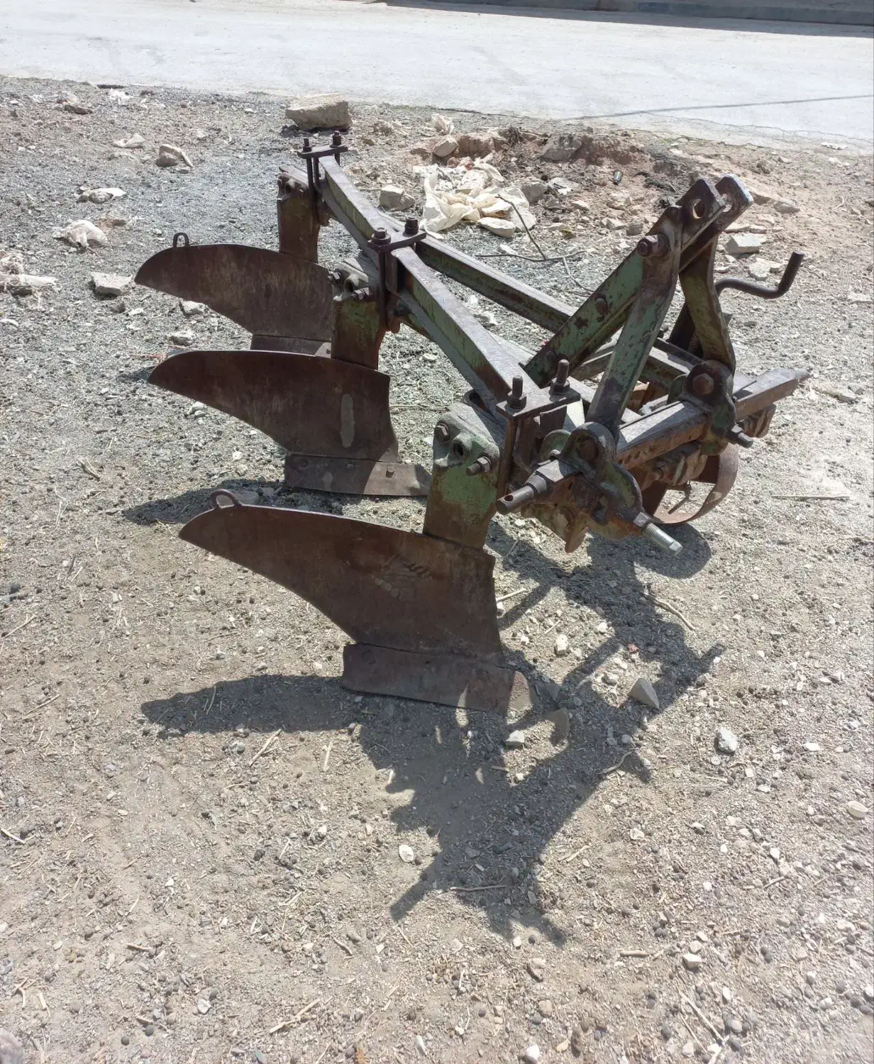 گاواهن رومانی|قطعات یدکی و لوازم جانبی|سردرود, |دیوار