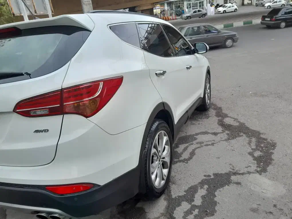 سانتافه سفید 2016منطقه|خودرو سواری و وانت|رشت, شهرک الغدیر|دیوار