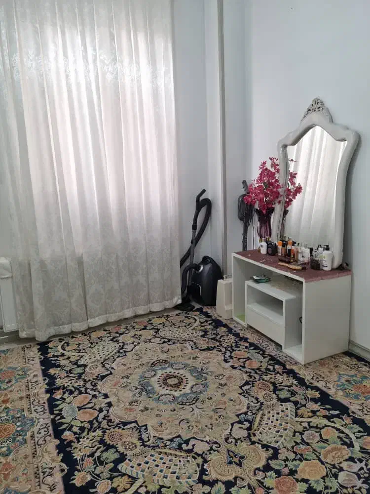 آپارتمان تک واحدی ۹۸ متری