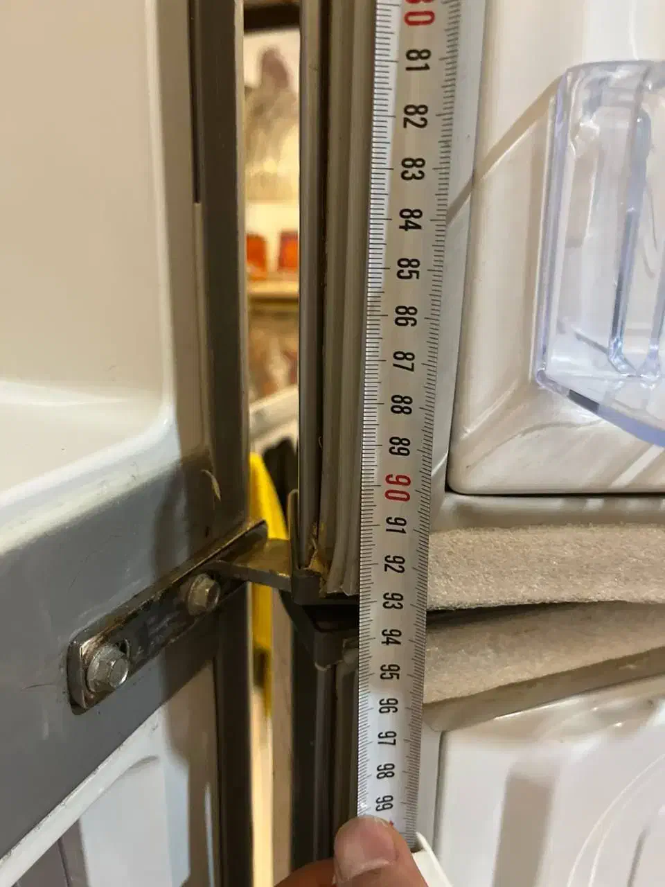 تعویض نوار و لاستیک در یخچال صنعتی وخانگی|خدمات پیشه و مهارت|تهران, فلسطین (میدان انقلاب)|دیوار